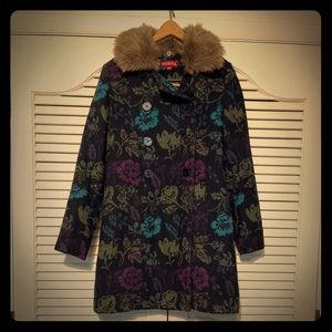 SOLD ⭐️Merona Boho Hippie Navy Floral Tapestry Coat M
